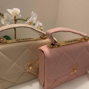 Women Chanel bags ,